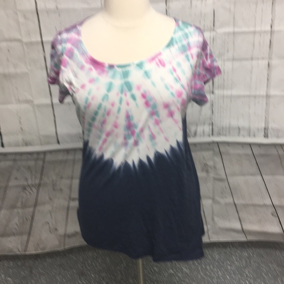 Soft Surroundings tee - Picture 1 of 3